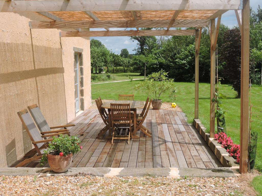 Gite De La Hertaudiere Montbizot Exterior photo